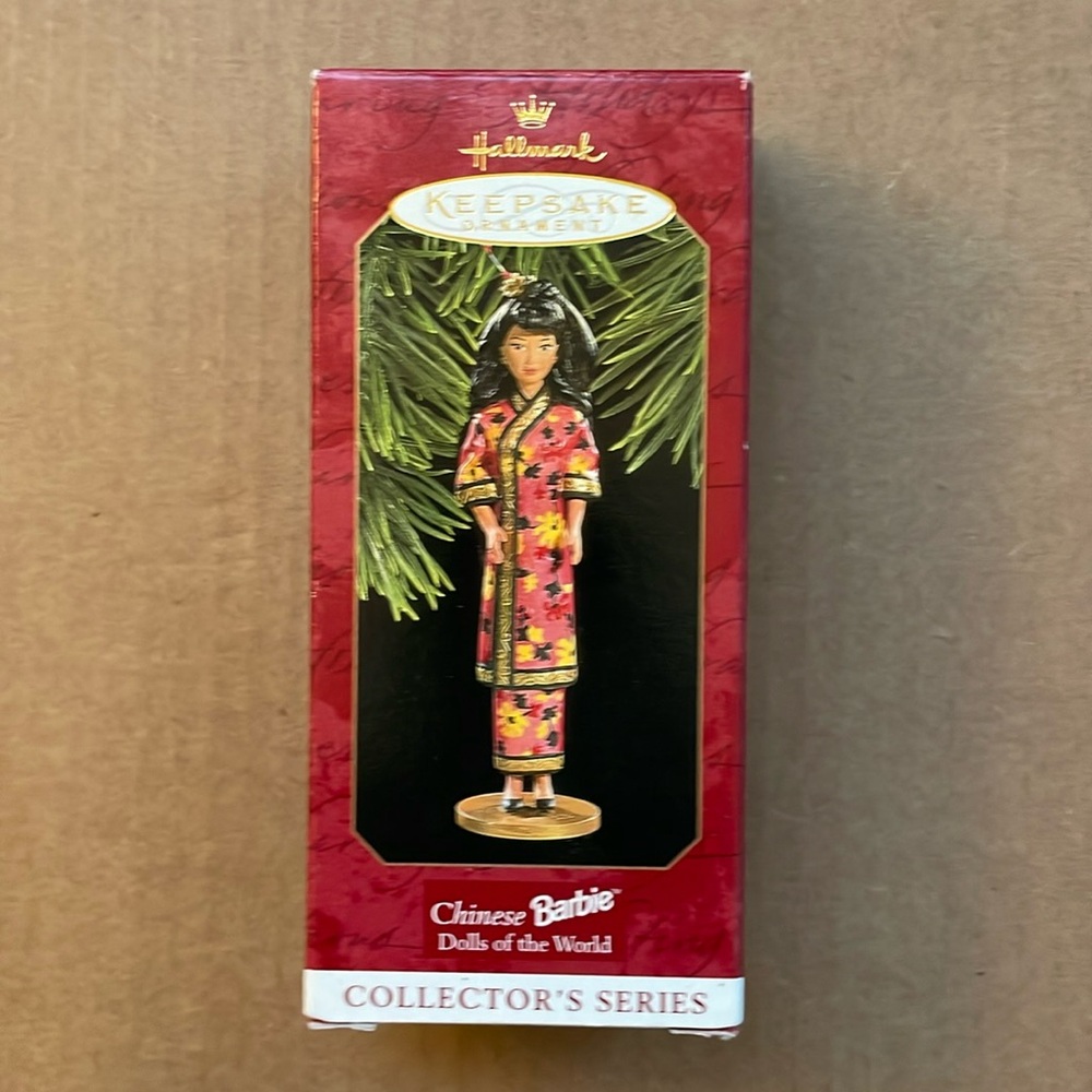 Chinese Barbie Dolls of the world Hallmark ornament collectors series ©️1997 NWT